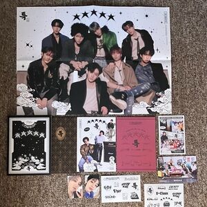 K-Pop Stray Kids 5-Star Album with CD, Poster and More - IN GOOD CONDITION